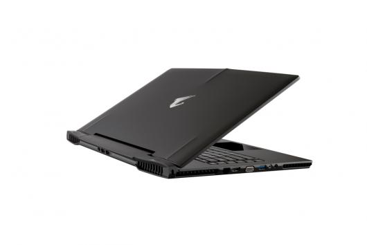 AORUS X7– игровой ноутбук толщиной 22 мм с графикой GTX SLI 